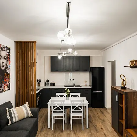 Apartbnb Experience 15 * בראשוב